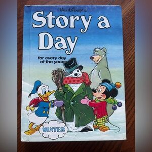 Disney kids book | vintage 1985 | A Story a Day | Winter